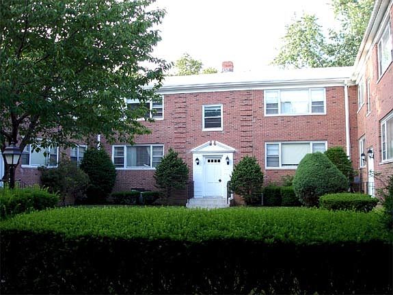 1st image of 26 Barnett St APT A1