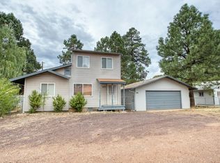 2073 Thousand Pines Dr, Overgaard, AZ 85933