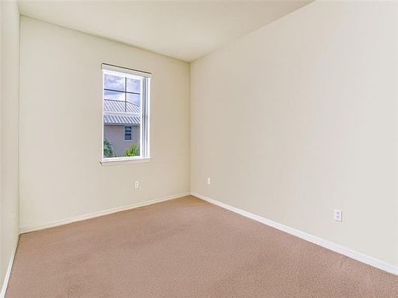 5th image of 5060 Eucalyptus Dr #2A