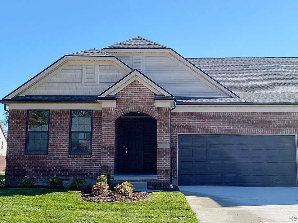 1st image of 55681 Oak Pointe Dr
