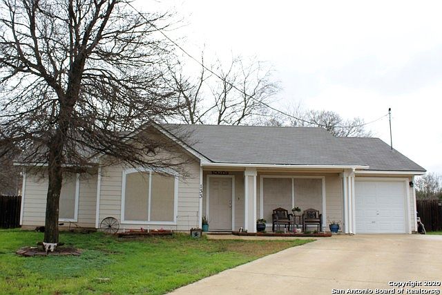 1st image of 133 Amelia Ct