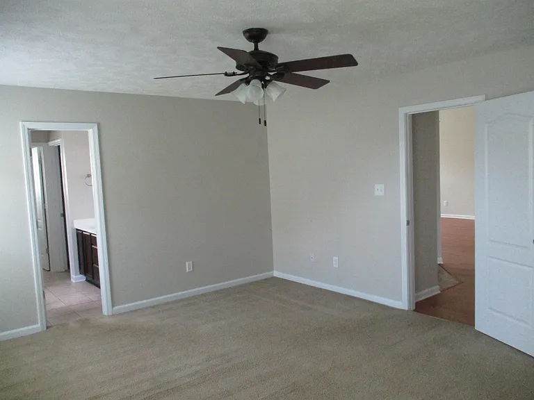 220 Merin Height Rd — Photo 3