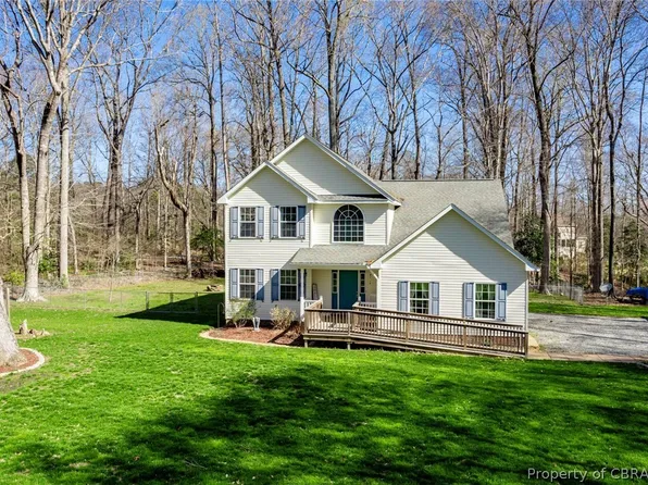 66 Burning Tree Rd, Hartfield, VA 23071
