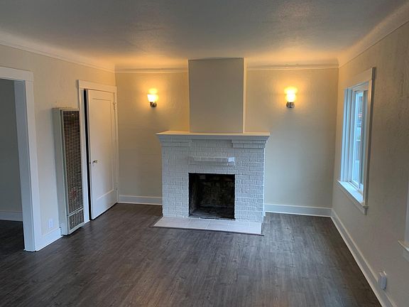 4th image of 141 S 22nd St