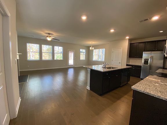 4th image of 4442 Richmond Ct