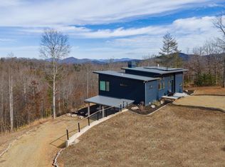 458 Brannon Rdg, Young Harris, GA 30582