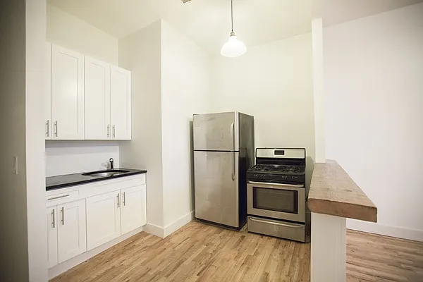 Rented by Wyckoff Heights Realty Inc. | media 10