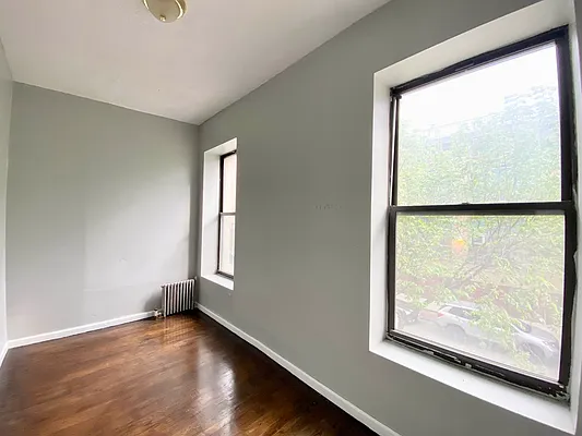 Rented by Bruma Realty LLC | media 14