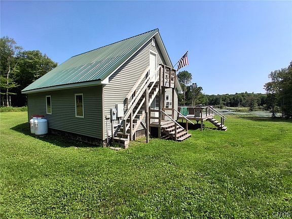 3rd image of 695 Beecherville Rd