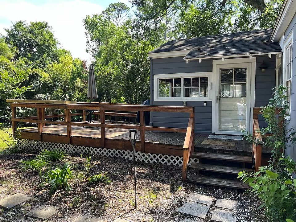 2nd image of 208 Ashantilly Ave