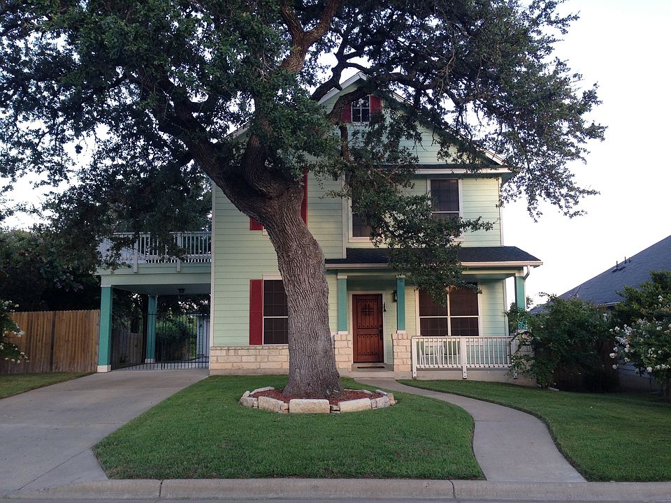 1st image of 484 Faircrest Dr