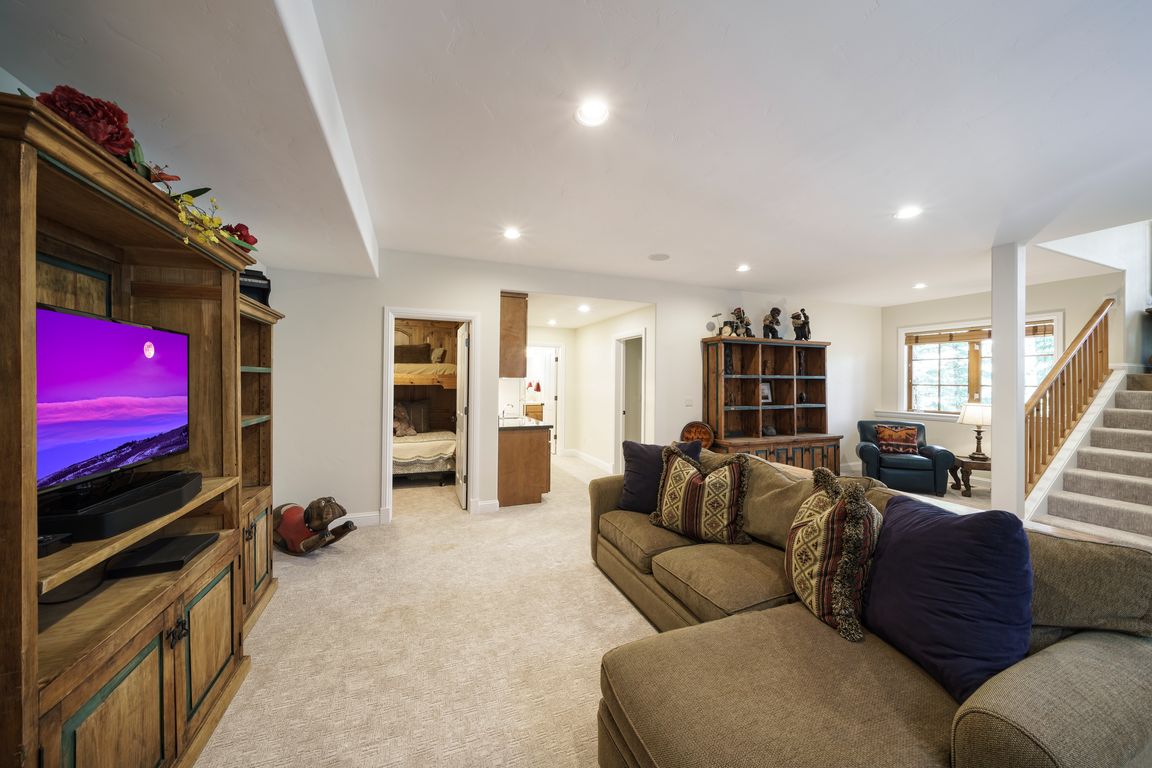 next background image