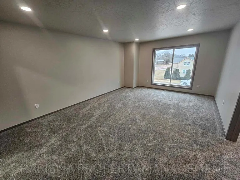 Anthony Wyatt Properties — Photo 47