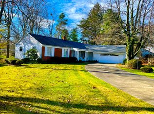 290 Glenview Rd, Canfield, OH 44406