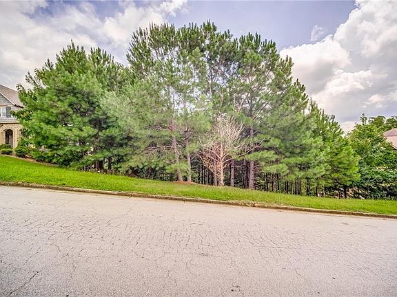 4th image of 4887 Basingstoke Dr Lot 330