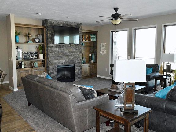 5th image of 455 240th Ave #206