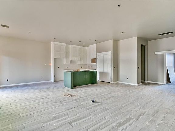 4th image of 228 SW 167th Ter