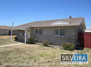 1207 E Donovan Rd, Santa Maria, CA 93454