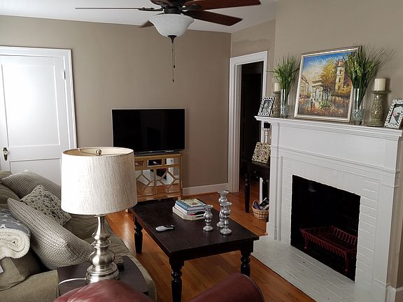 3rd image of 701 Henry Clay Blvd