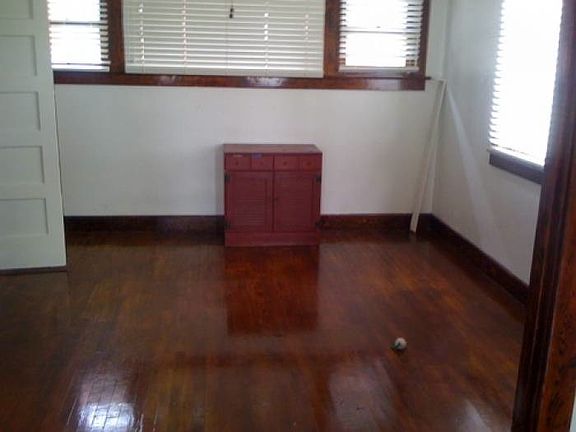 3rd image of 3608 Grim Ave