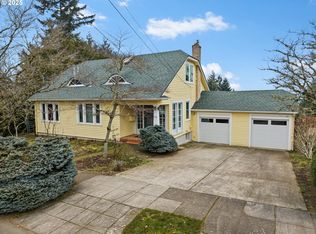 520 SE 73rd Ave, Portland, OR 97215