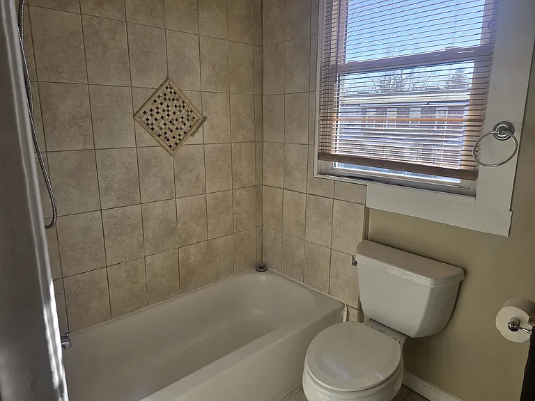 4028 W Cold Spring Ln — Photo 14