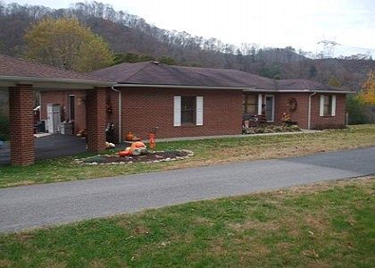 1st image of 174 Twin Ave