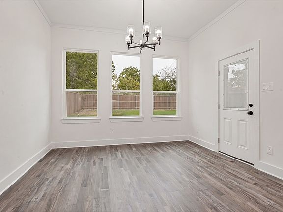 5th image of 3039 Ramsey Ave