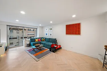 Rented by R New York