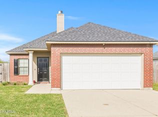 119 Windy Field Dr, Rayne, LA 70578