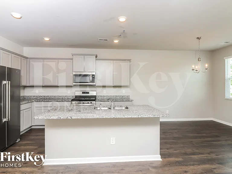 58 Lauritsen Way — Photo 9