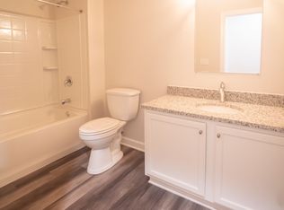 812 50th St #204, Kenosha, WI 53140