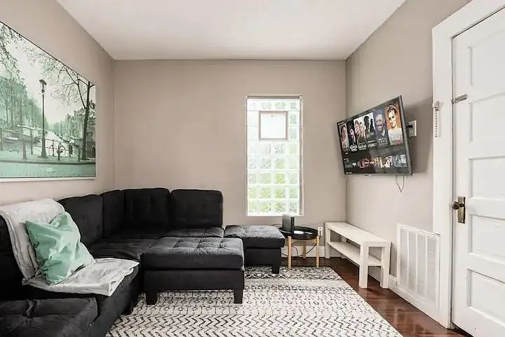 830 Kerr St — Photo 4