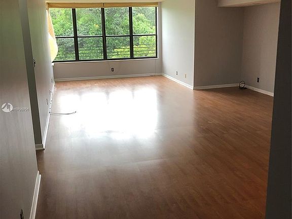 4th image of 2660 N Carambola Cir N #201