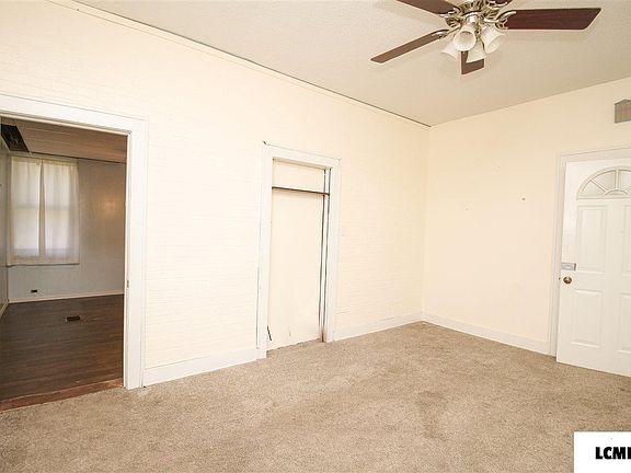 4th image of 101 N Blaine St