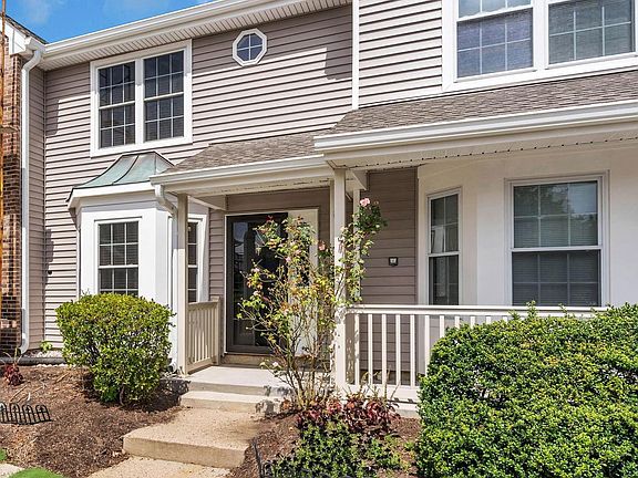 5th image of 8 Wellington Ct