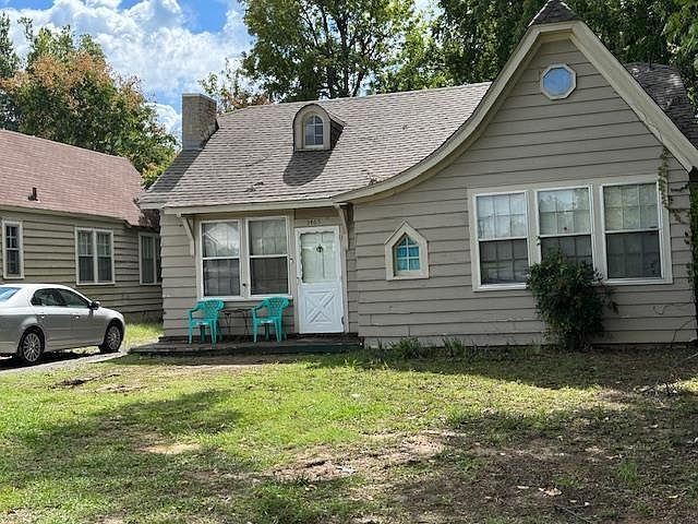 2nd image of 3465 Spottswood Ave