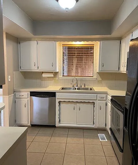 2056 Buggy Whip Ln — Photo 17