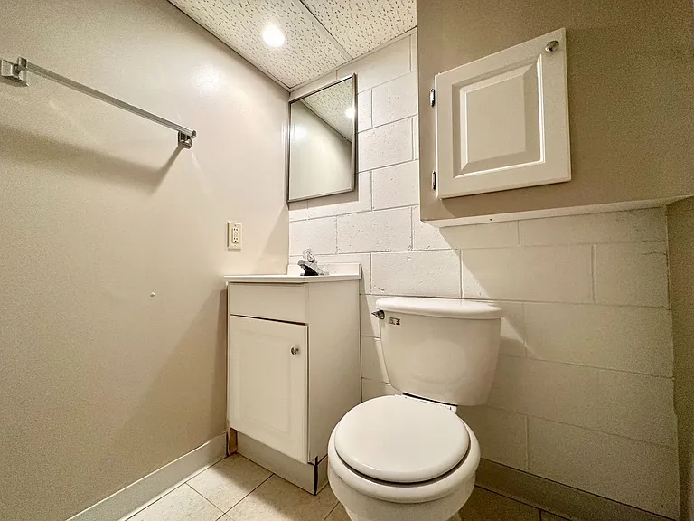 301 S Regency Dr — Photo 31