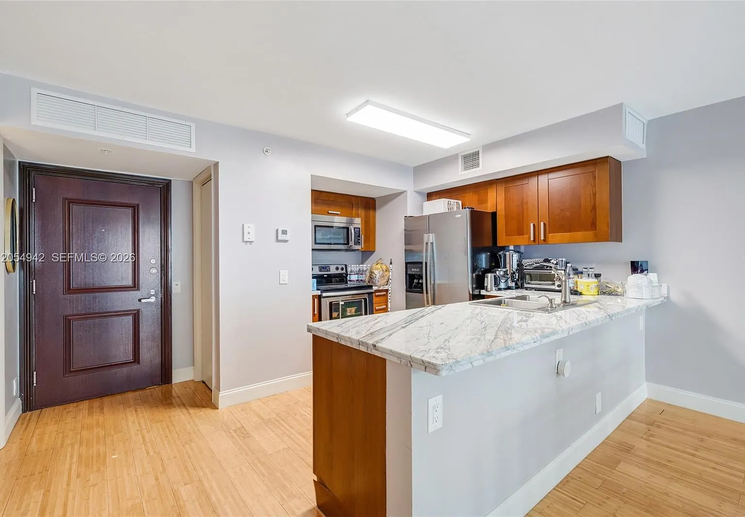 Spiaggia Ocean Condo — Photo 4