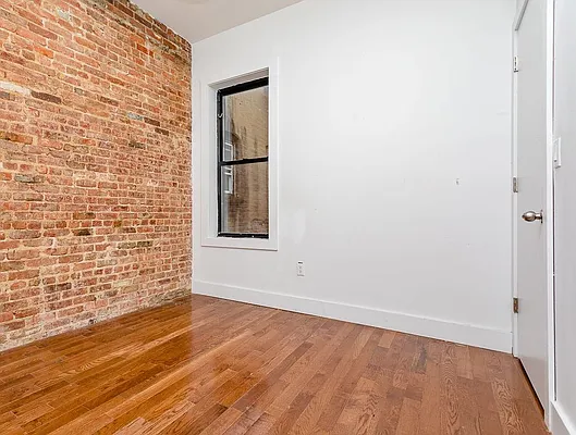 Rented by Brick&Mortar | media 36