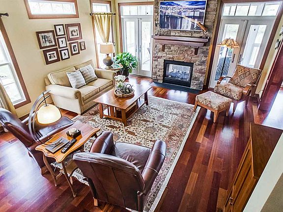 4th image of 223 Livingston Bay Ct