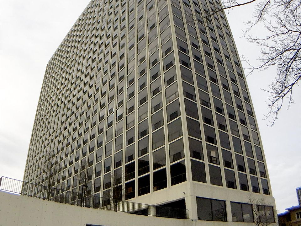 1st image of 4343 N Clarendon Ave APT 603