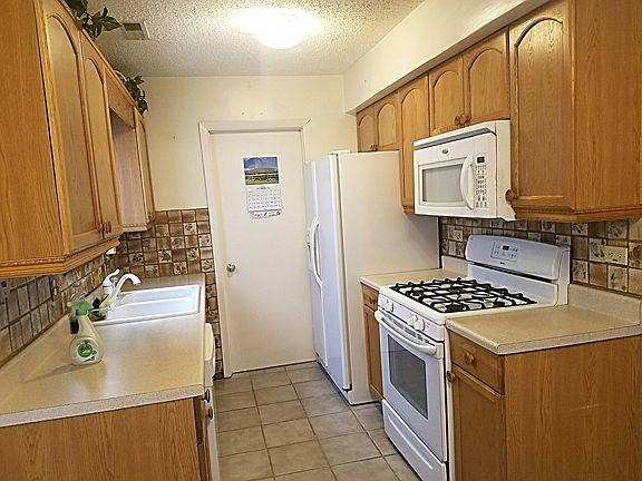 4th image of 1803 De Forest Ln