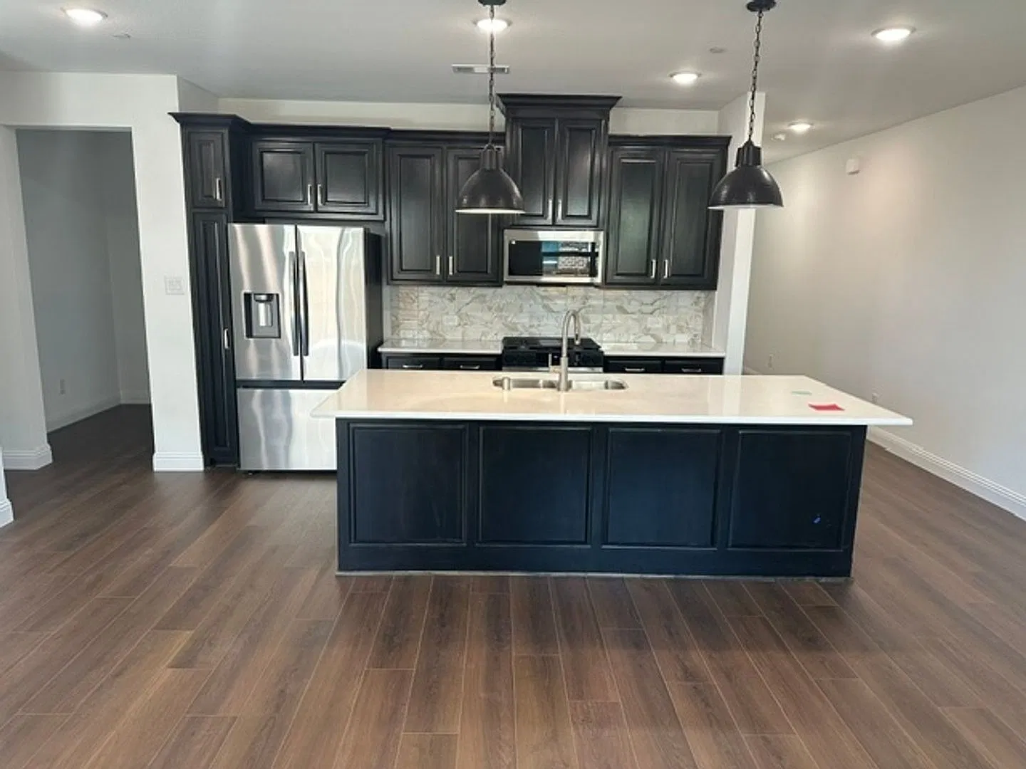 Charming Brand New 3BR Townhome in Wylie — Photo 2