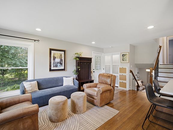 5th image of 1804 Winthrop Rd