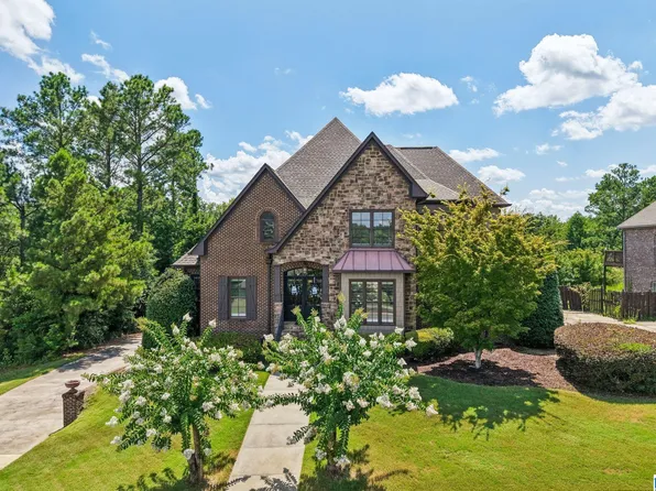 2042 Timberline Dr, Calera, AL 35040
