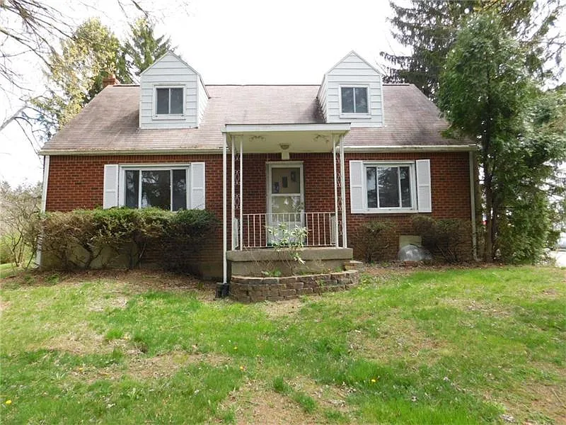 910 Blue Jay Dr photo 1