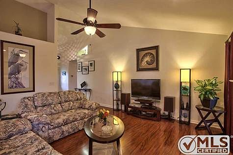 2nd image of 2926 Saddle Brook Ct