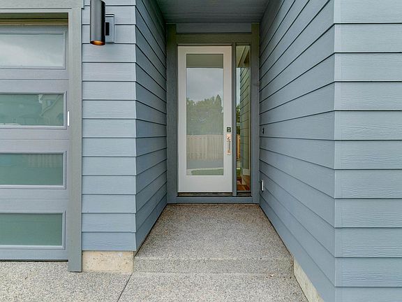 3rd image of 21461 NW Kenai Ct